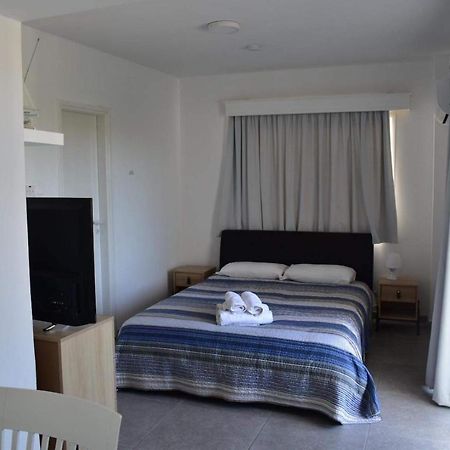 Maria Holiday Apartments Протарас Экстерьер фото