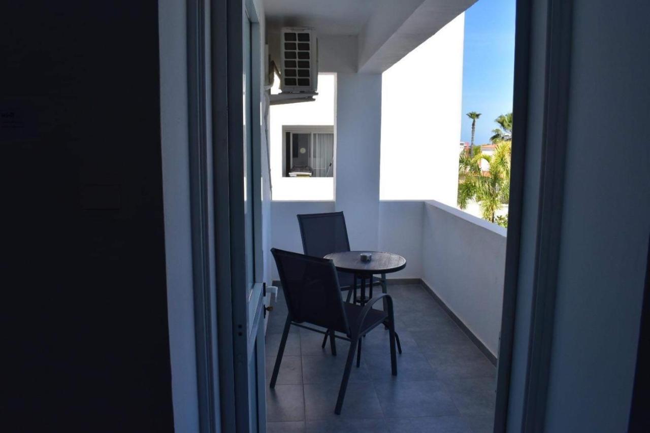 Maria Holiday Apartments Протарас Экстерьер фото