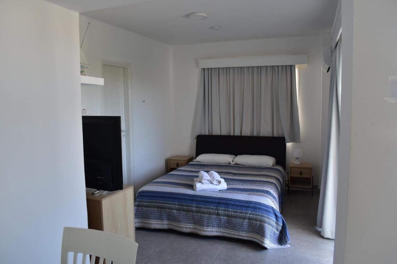 Maria Holiday Apartments Протарас Экстерьер фото