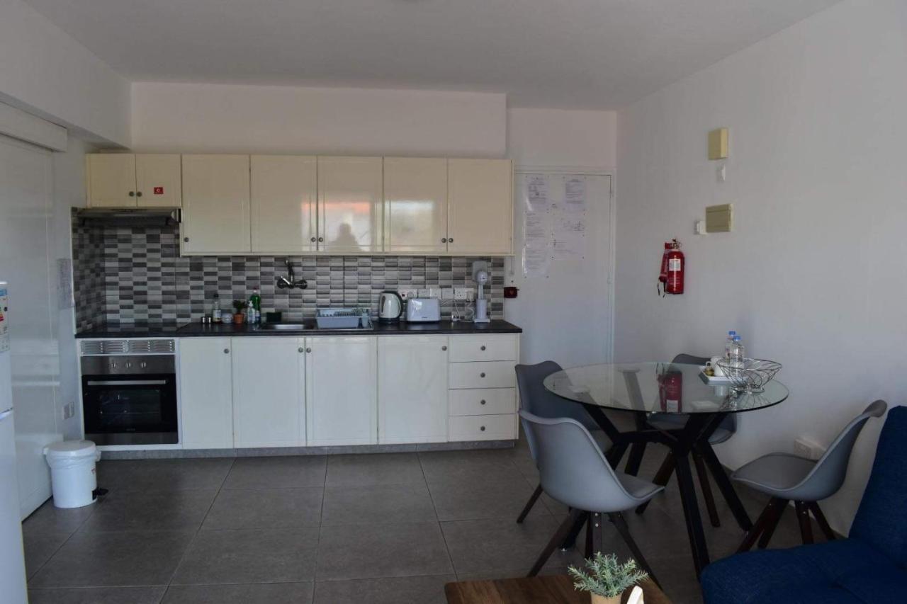 Maria Holiday Apartments Протарас Экстерьер фото